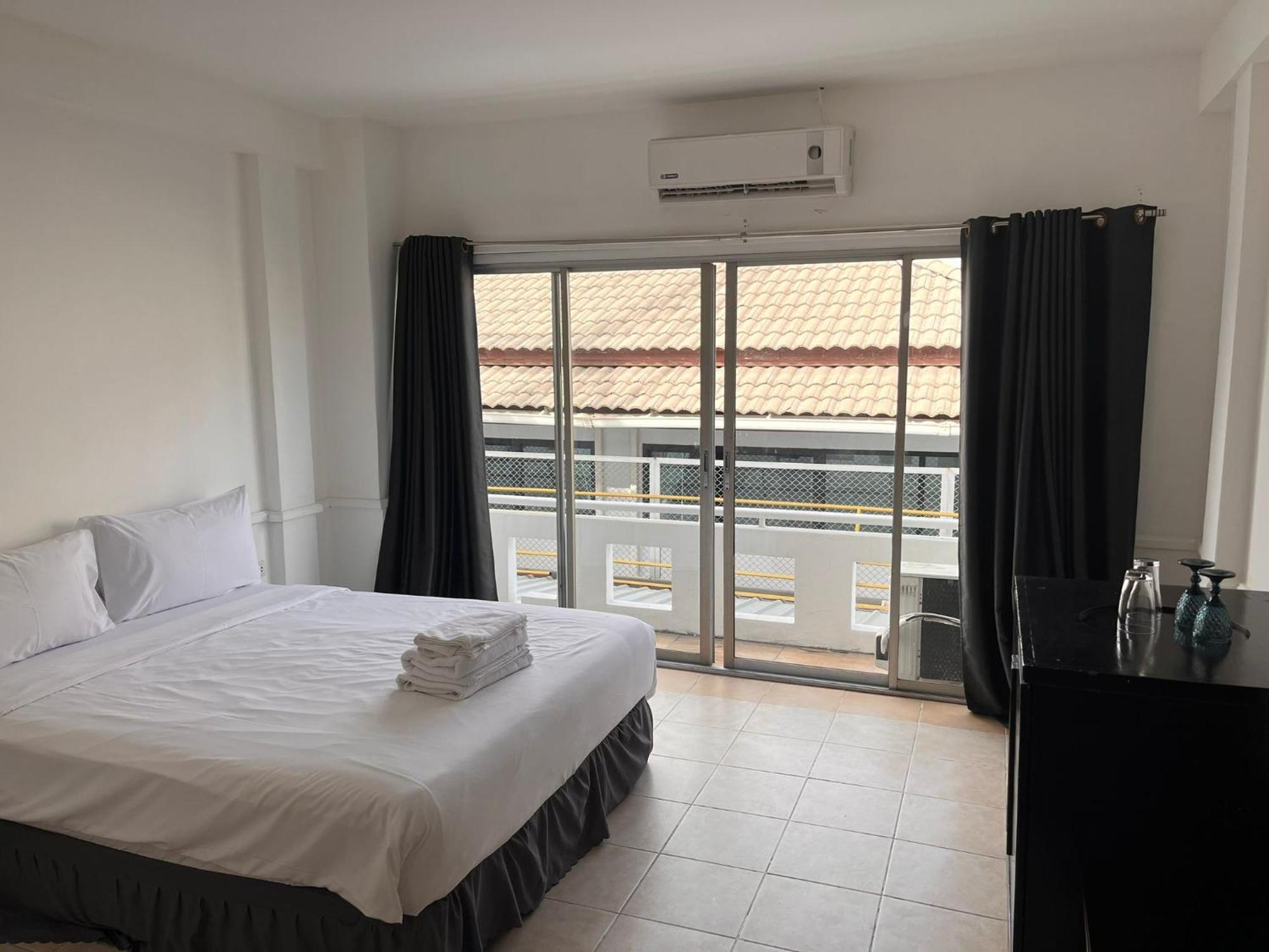 Shalom Center Chaweng Samui Hotell Exteriör bild